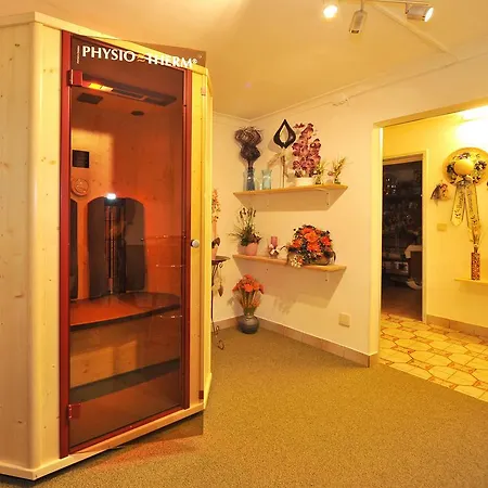 ゲストハウス Gastehaus Nischelbitzer 4*