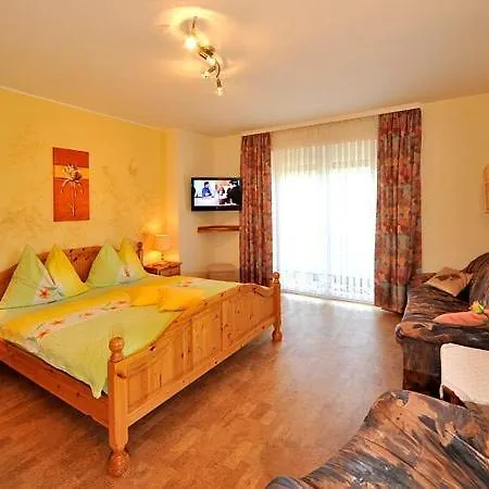 Gastehaus Nischelbitzer בית הארחה 4*